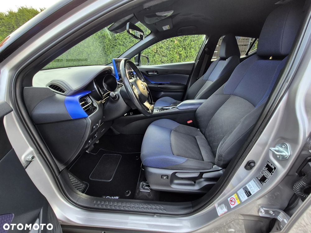 Toyota C-HR Business-Edition - 28