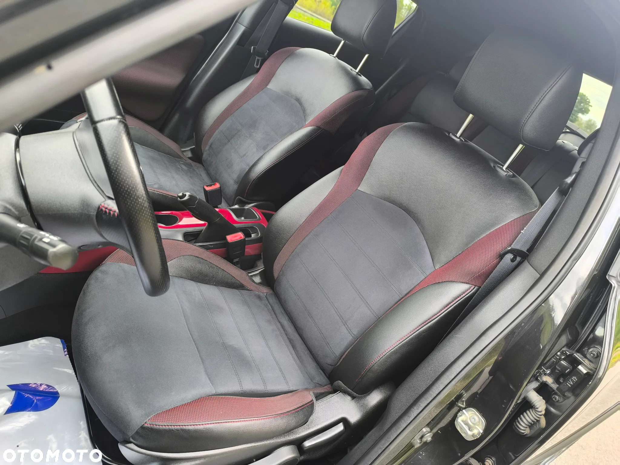 Nissan Juke 1.5 dCi Tekna - 32