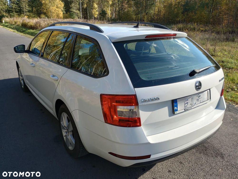 Skoda Octavia - 8