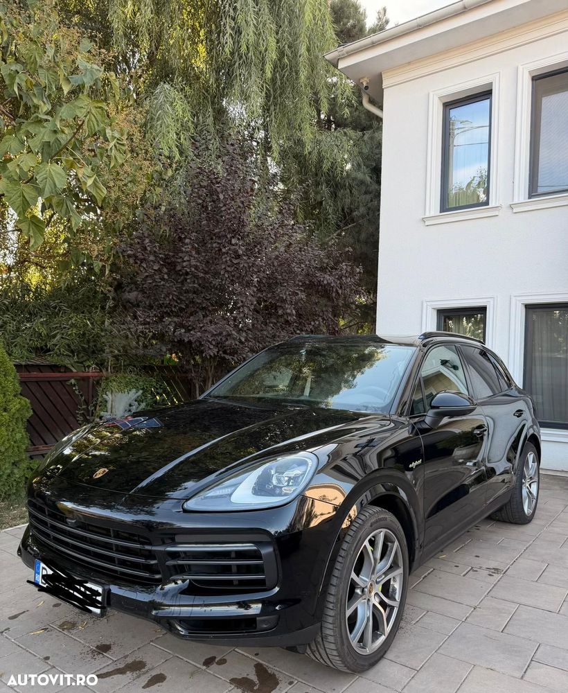 PORSCHE Cayenne 2022 — imagine 4
