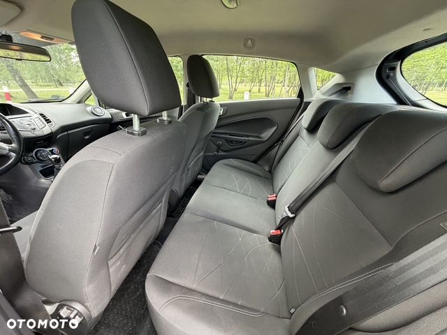 Ford Fiesta - 10