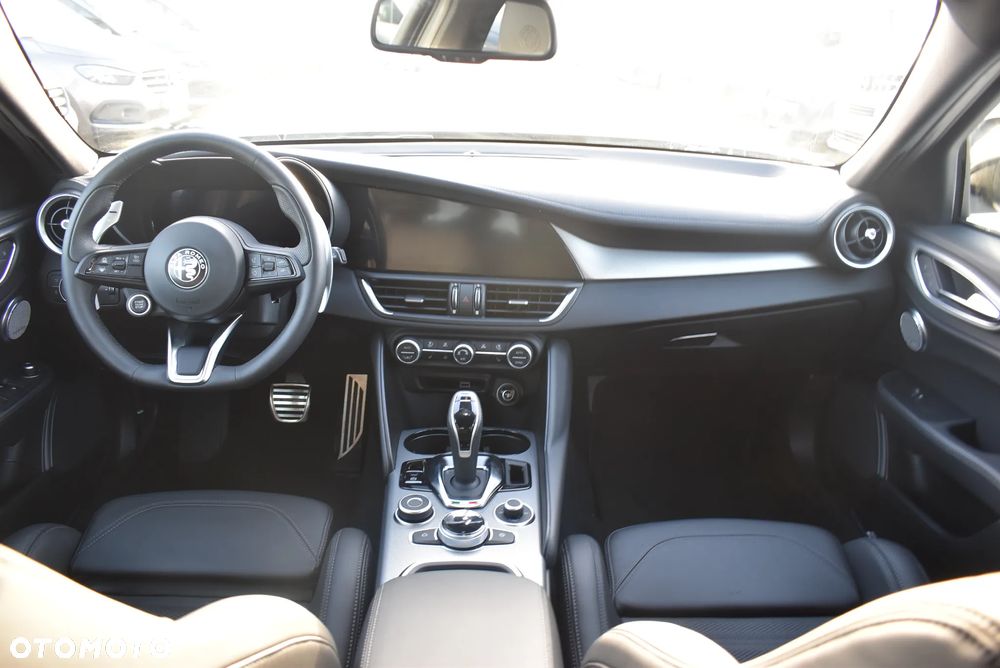 Alfa Romeo Giulia 2.0 Turbo Veloce Q4 - 19