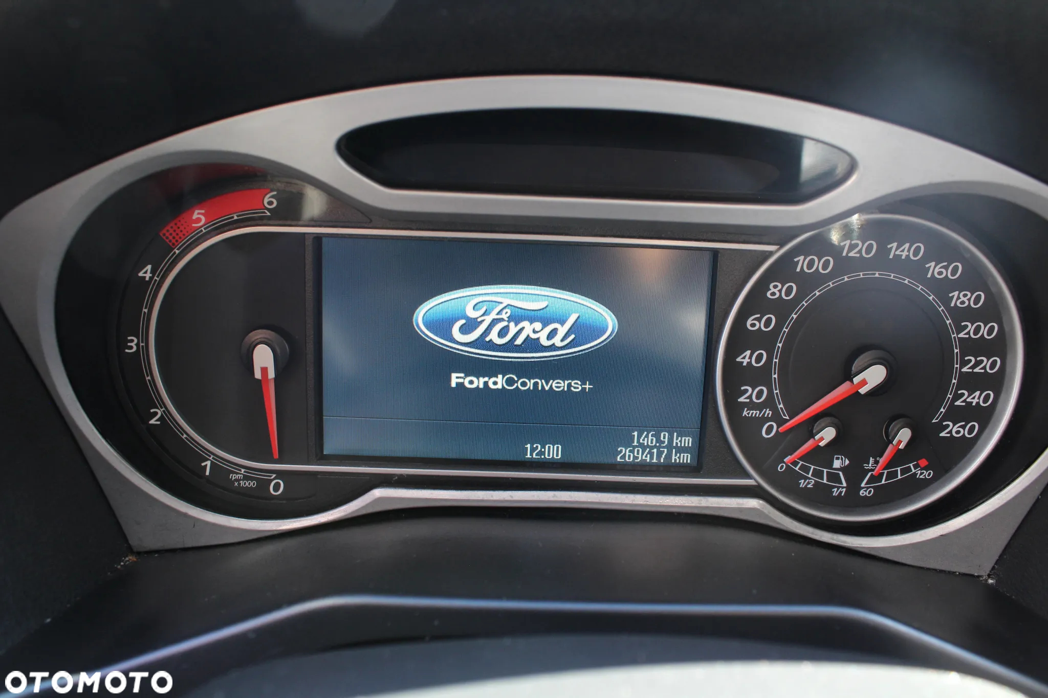 Ford Mondeo 1.8 TDCi Gold X - 16
