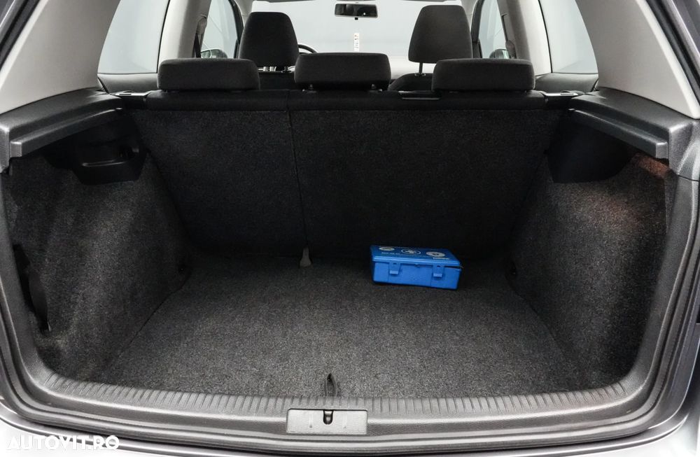 Volkswagen Golf 1.6 TDI DPF BMT Comfortline - 18