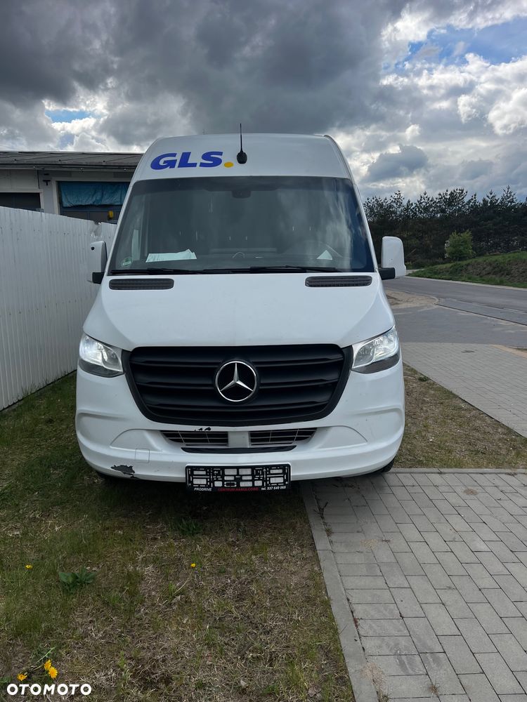 Mercedes-Benz SPRINTER - 2