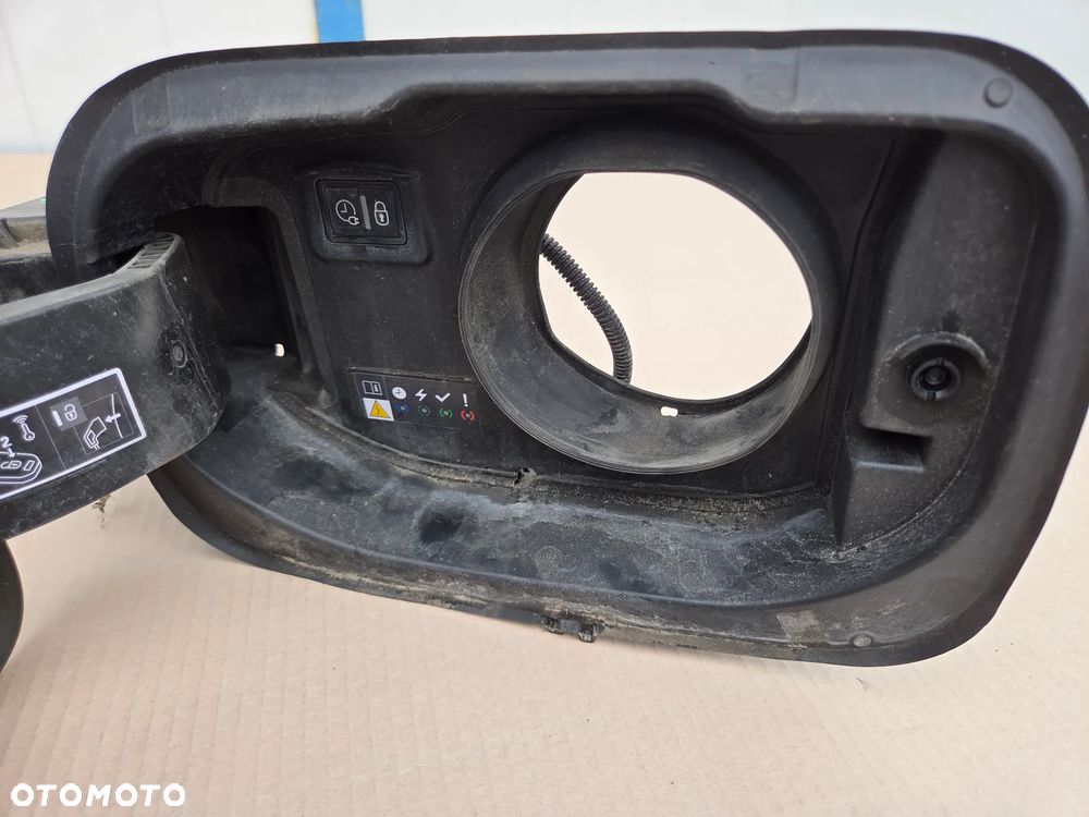 Klapka gniazda ładowania Citroen C5X 1.6 Hybryda 9838720880 - 3