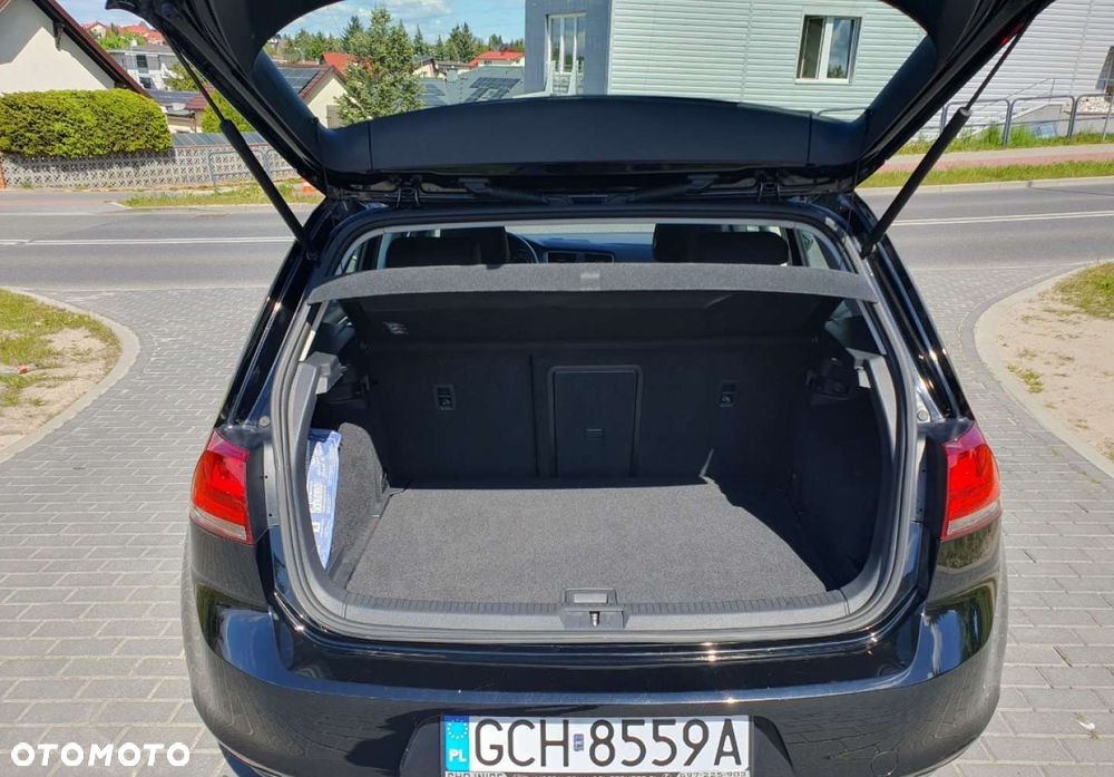 Volkswagen Golf - 12