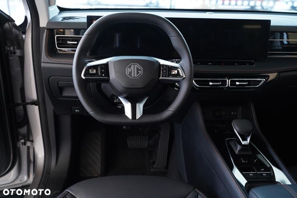 MG HS 1.5T HEV+ Exclusive - 25