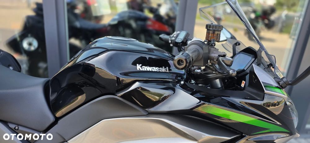 Kawasaki Ninja 1000 SX - 9
