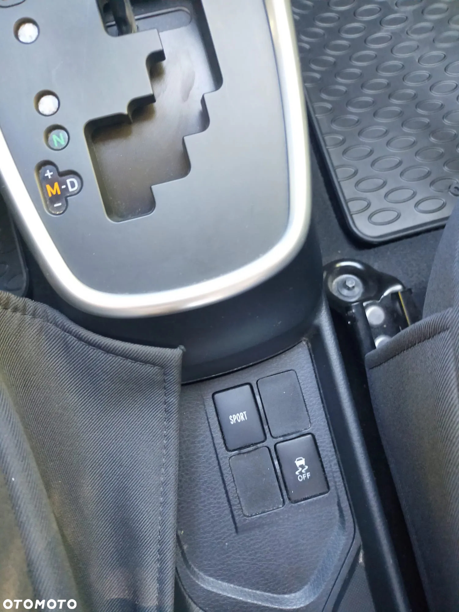 Toyota Yaris - 13