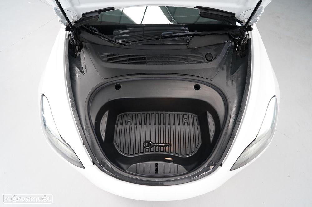 Tesla Model 3 Tração Traseira Standard - 27