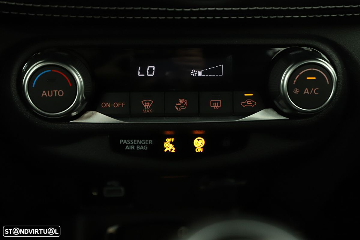 Nissan Juke 1.0 DIG-T N-Design Black - 12