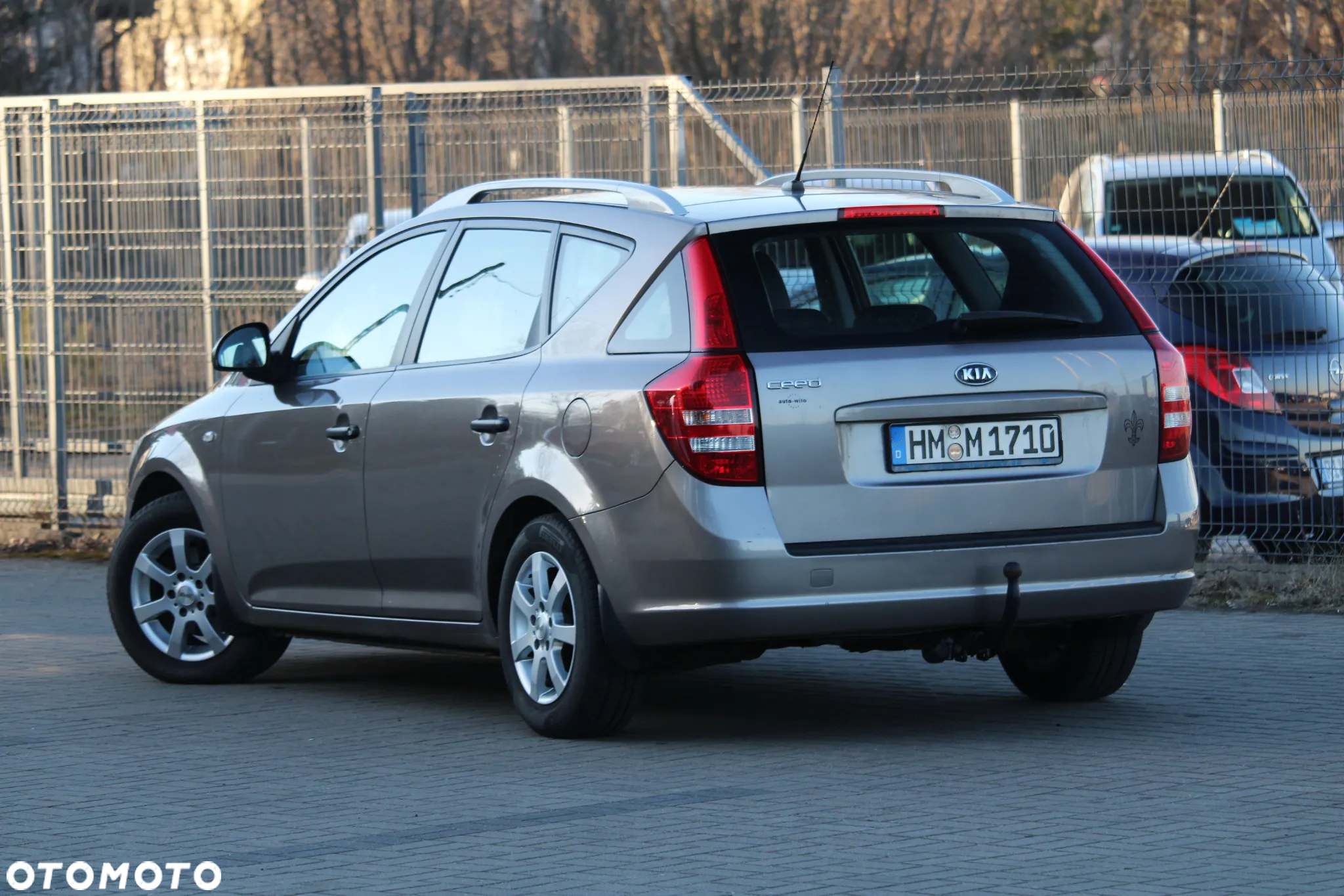 Kia Ceed - 14