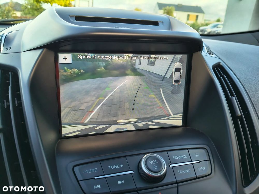 Ford Kuga - 16