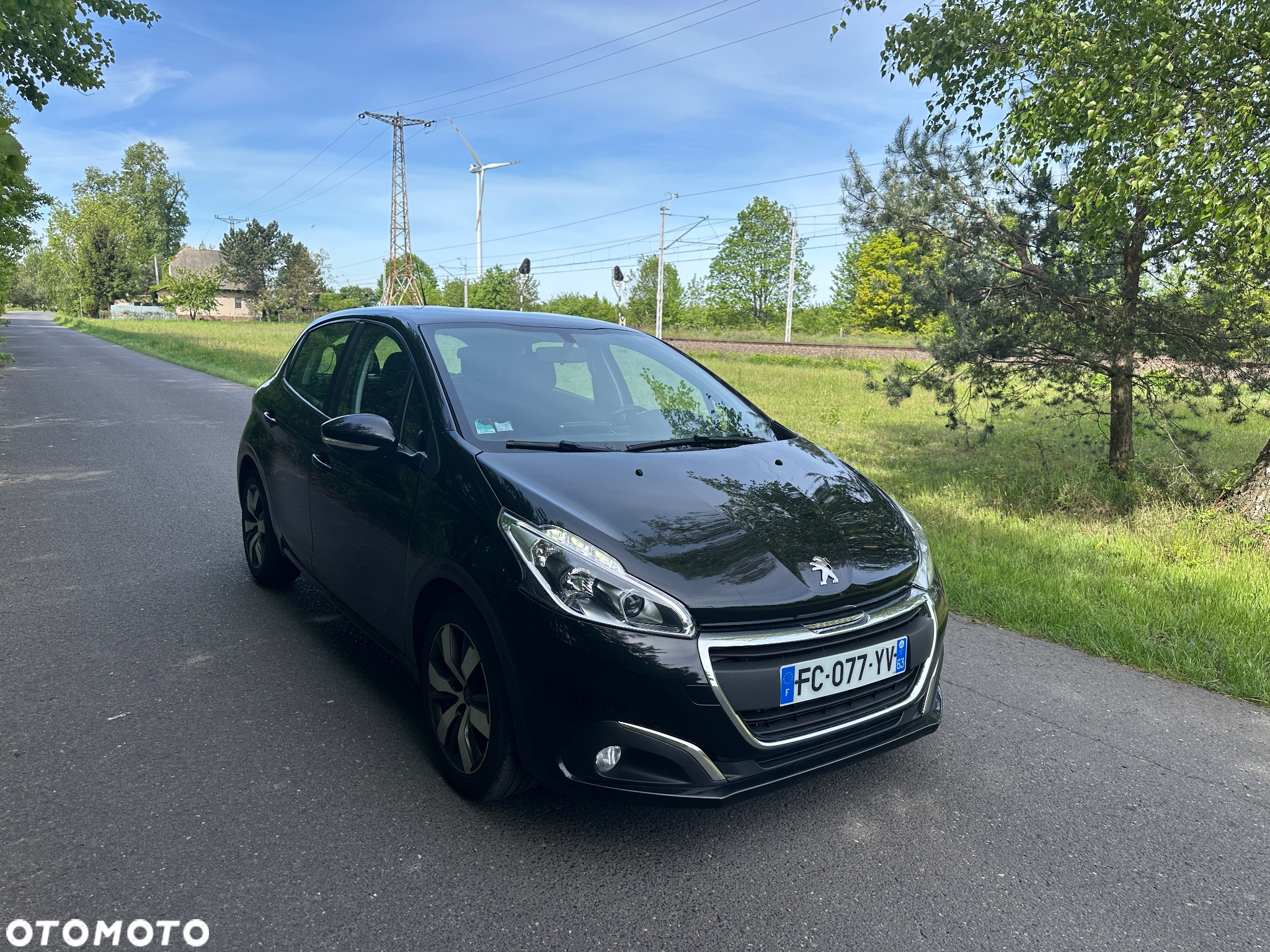 Peugeot 208 1.5 BlueHDi Allure S&S - 4