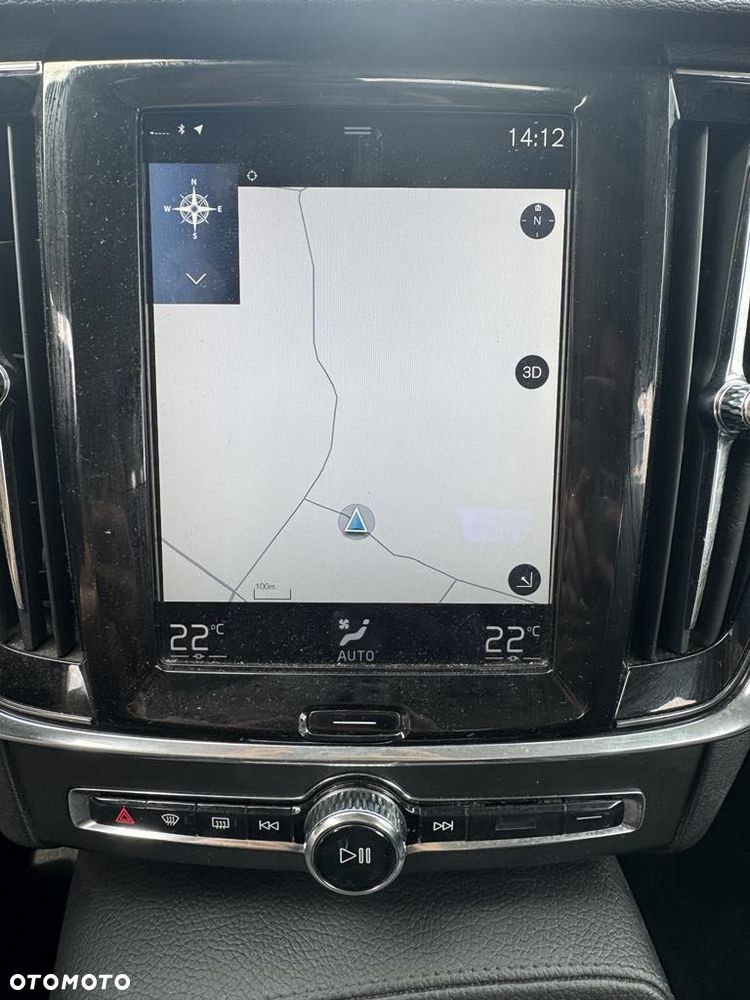 Volvo V90 D4 SCR Momentum Pro - 36
