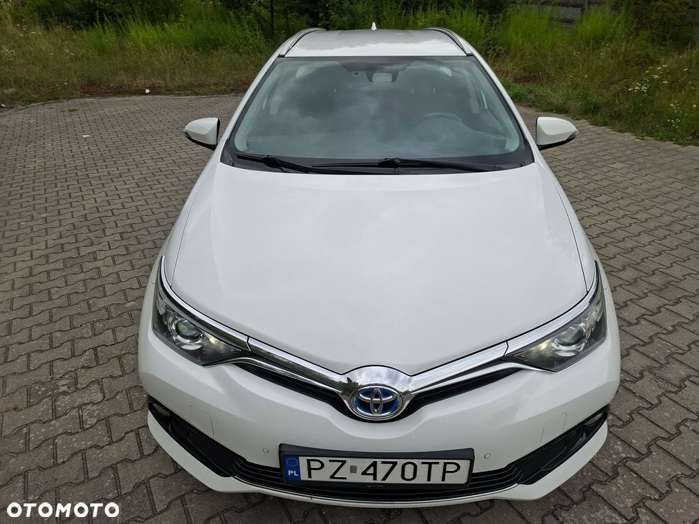 Toyota Auris Hybrid 135 Comfort - 17