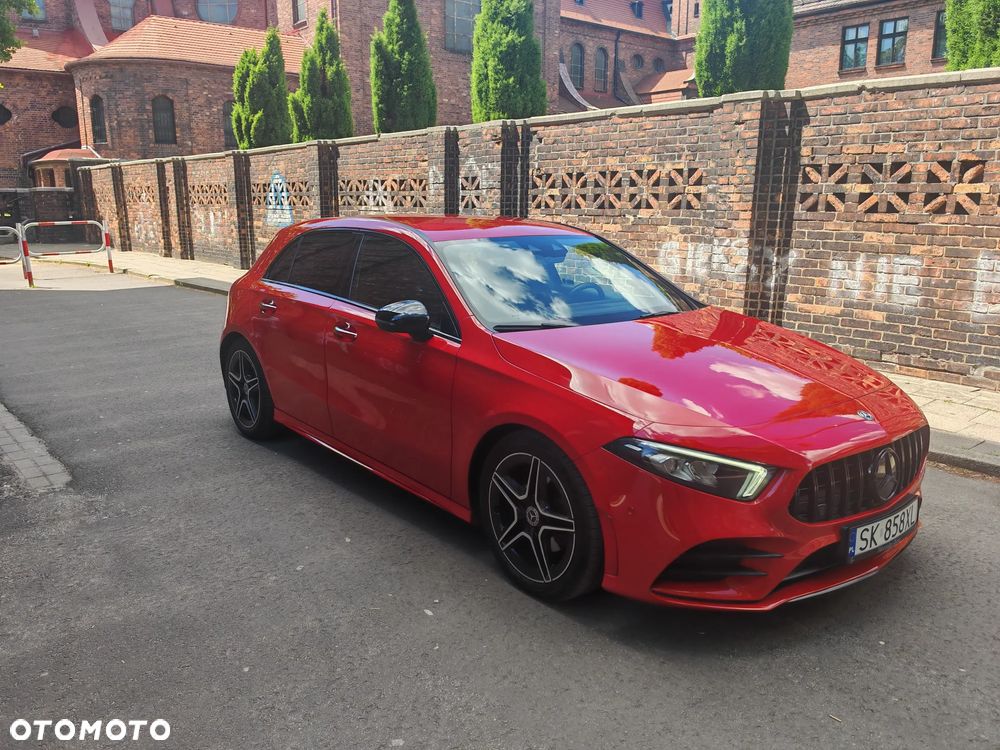Mercedes-Benz Klasa A 180 AMG Line 7G-DCT - 3