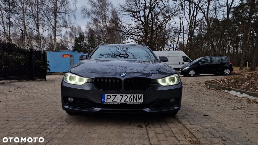 BMW Seria 3 320d - 5