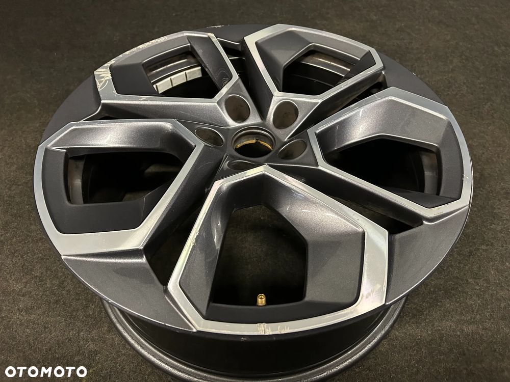 Alufelga Skoda Octavia IV RS 19 cali 5x112 1szt. 5E3601025R - 2