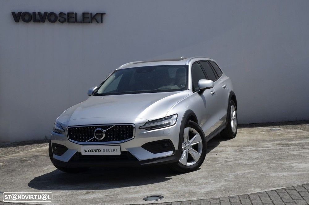 Volvo V60 Cross Country 2.0 D4 Geartronic - 1