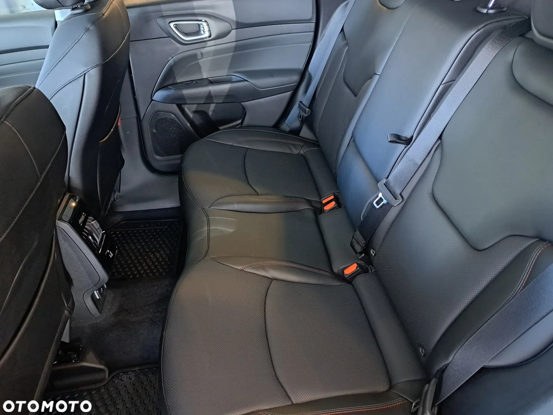 Jeep Compass 1.3 T4 PHEV 4xe Trailhawk S&S - 31