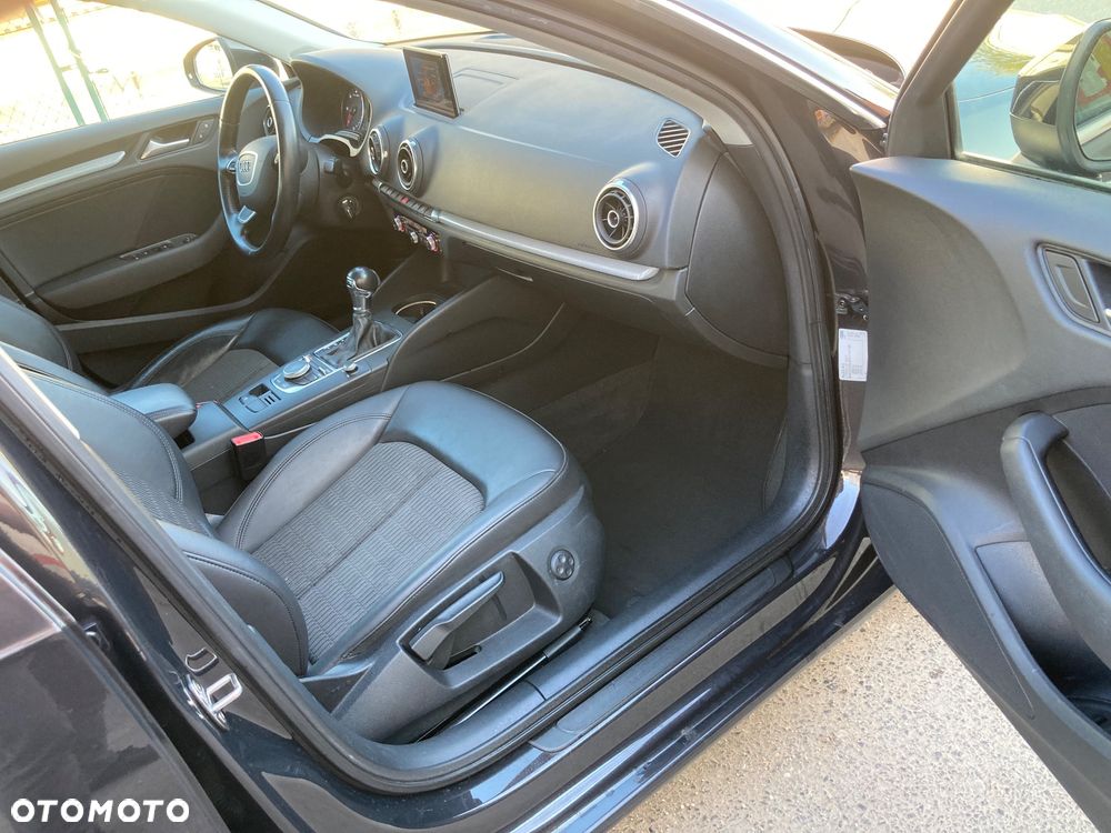 Audi A3 Sportback 2.0 TDI S tronic sport - 18