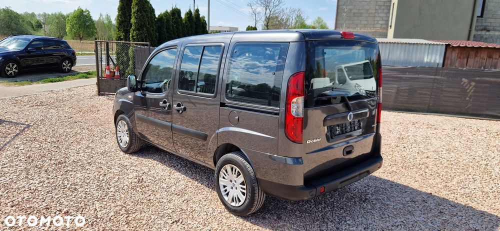 Fiat Doblo 1.9 JTD Family - 9