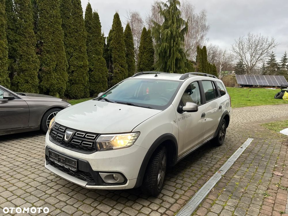 Dacia Logan TCe 90 (S&S) Stepway - 2