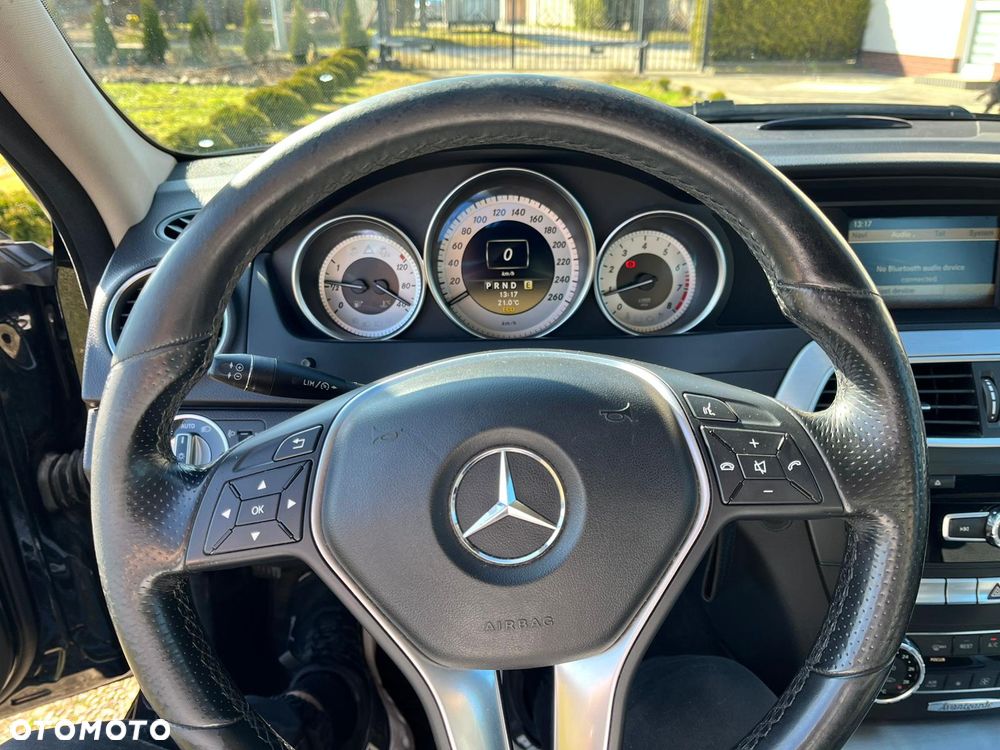 Mercedes-Benz Klasa C 180 BlueEFFICIENCY 7G-TRONIC Avantgarde - 11