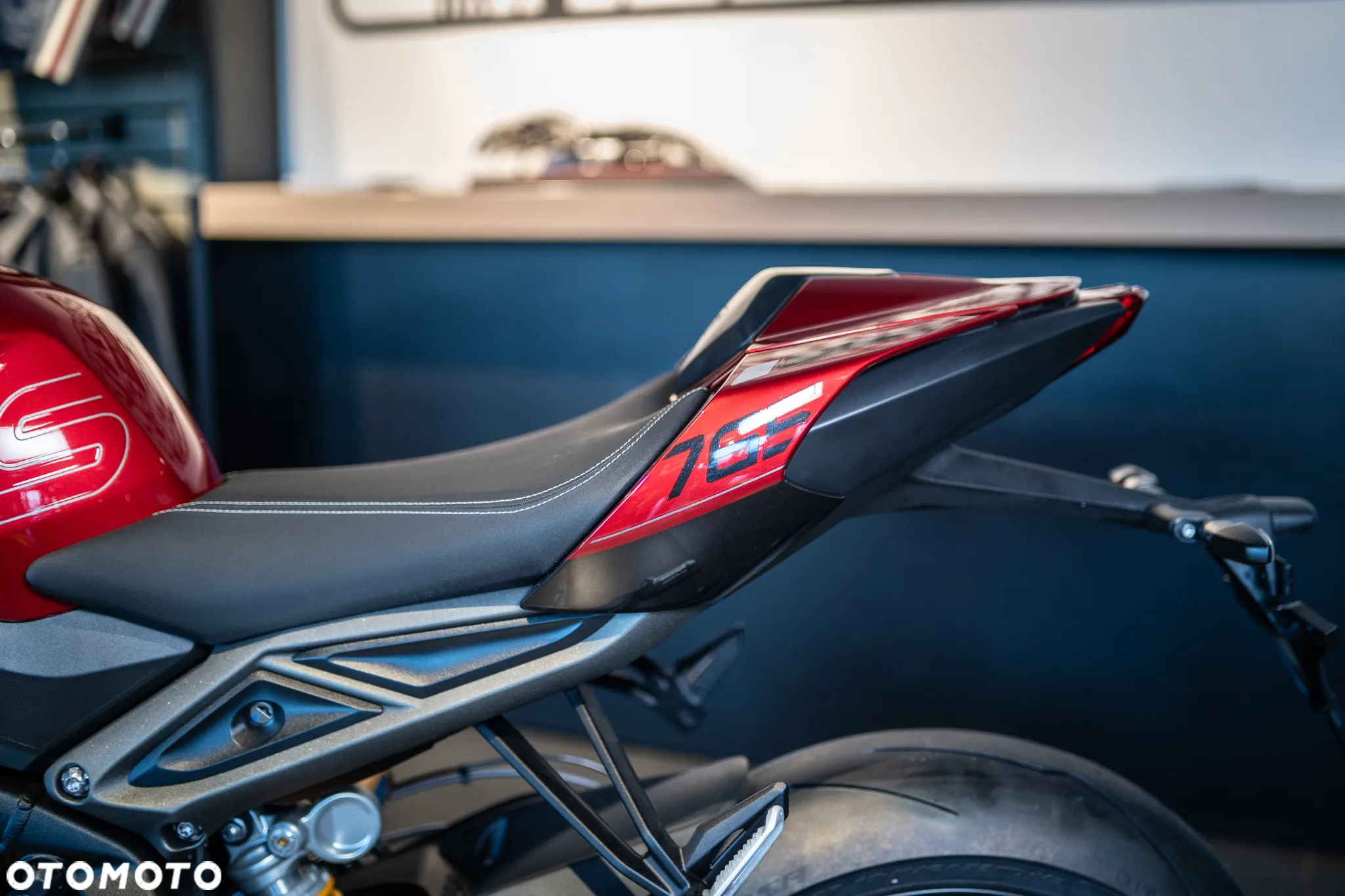 Triumph Street Triple - 5