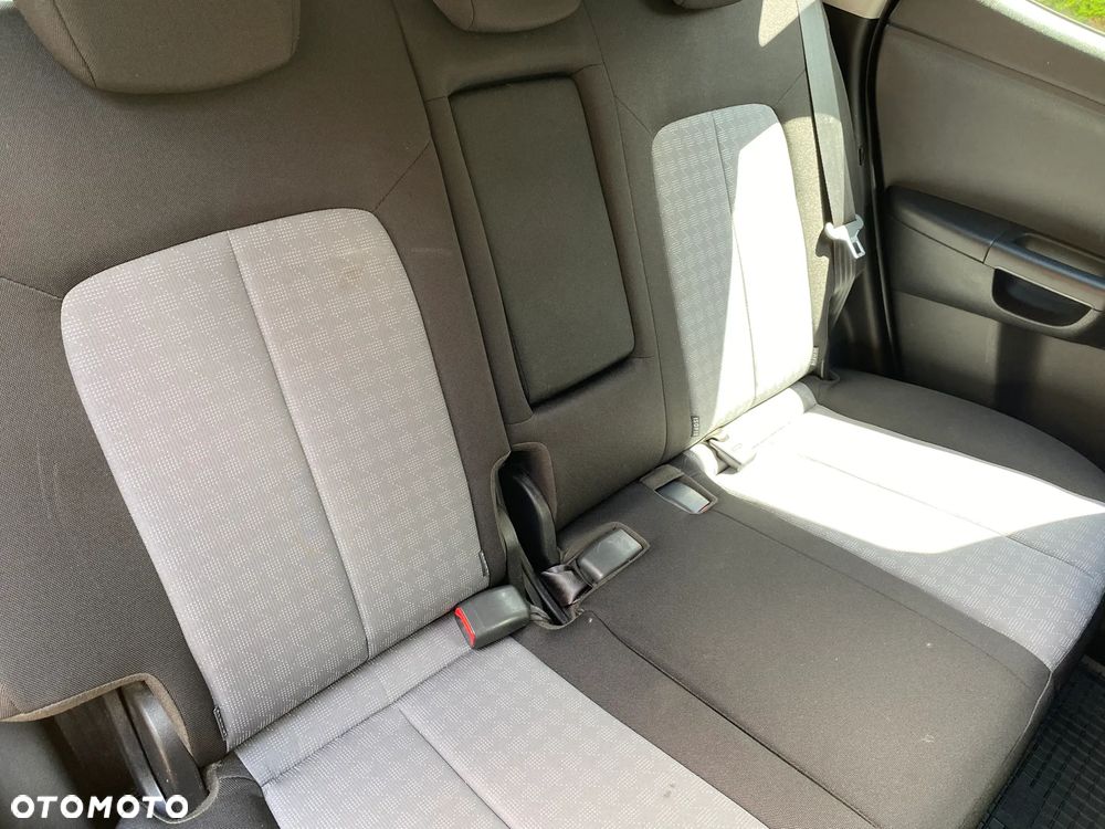 Kia Venga 1.4 L - 24