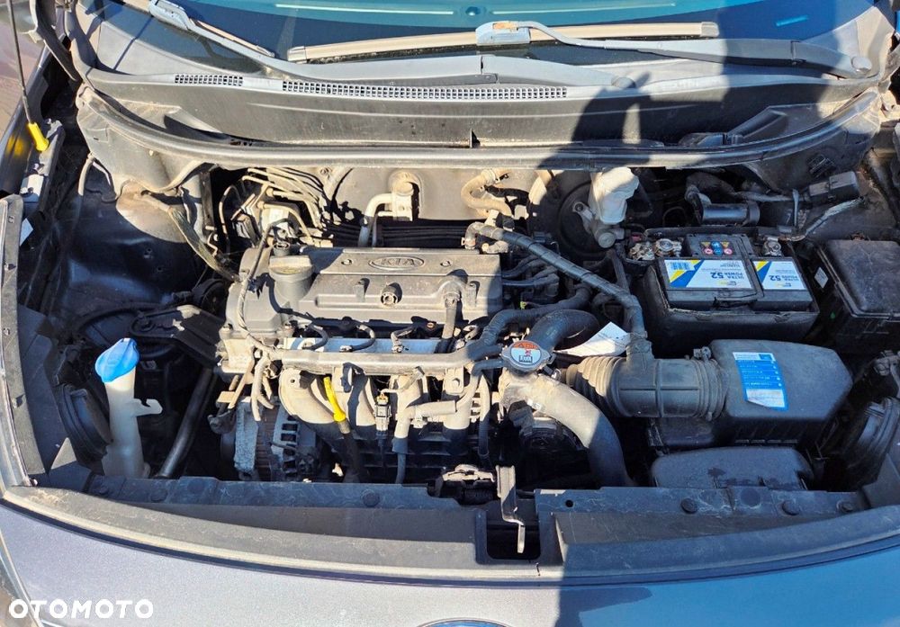 Kia Rio - 27