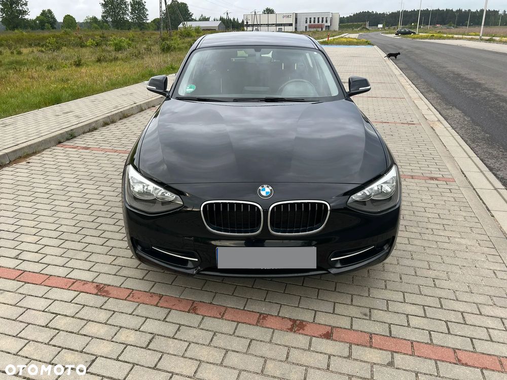 BMW Seria 1 114i Sport Line - 2