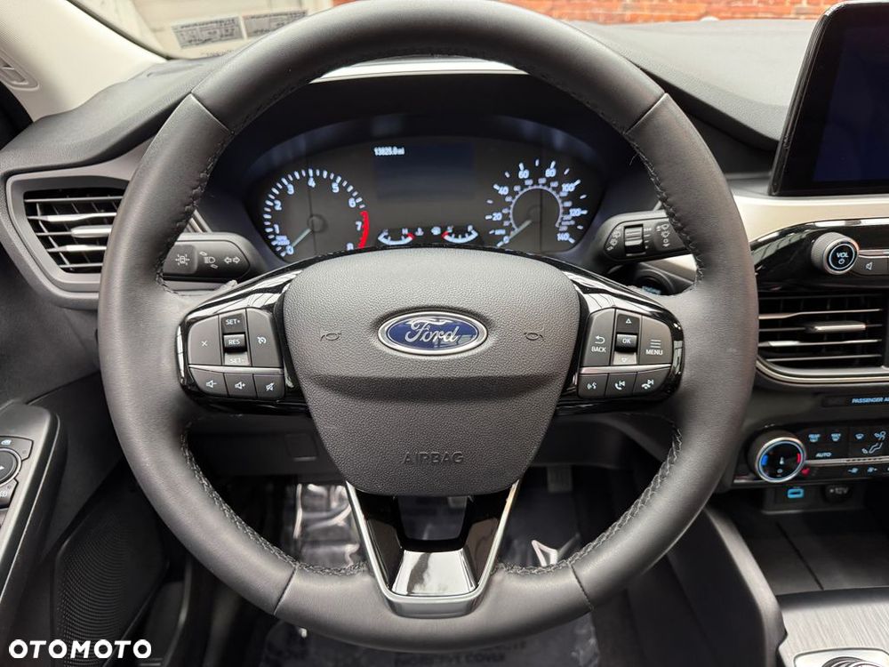 Ford Kuga - 15