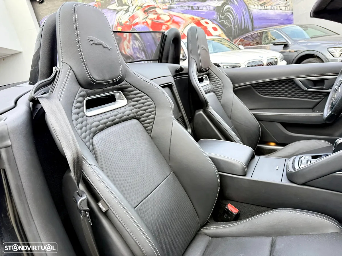 Jaguar F-Type 2.0 i4 R-Dynamic Black - 27