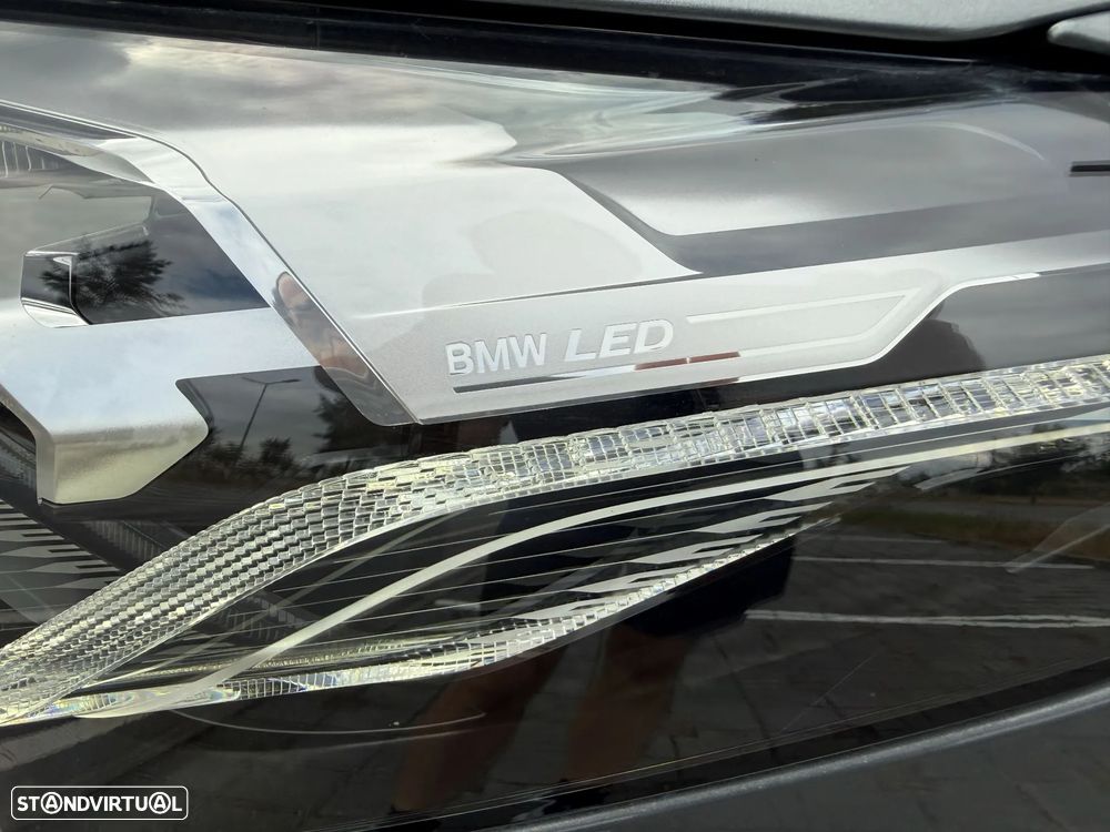 BMW 218 Active Tourer d Pack Desportivo M Auto - 36