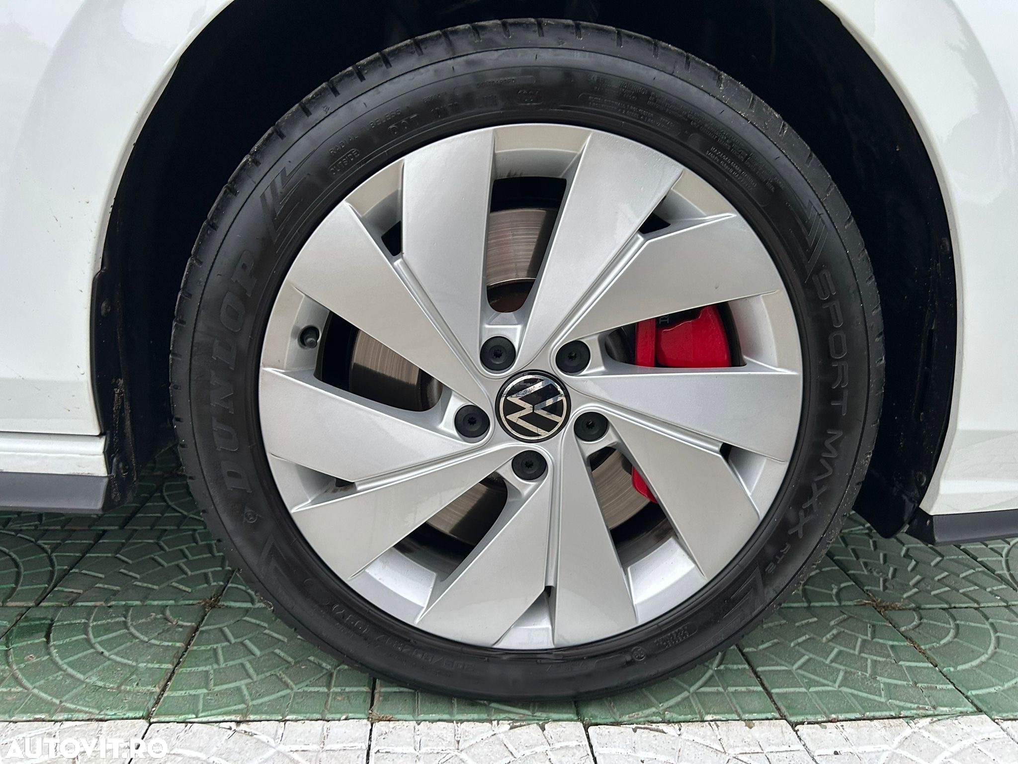 Volkswagen Golf 1.5 eHybrid OPF DSG GTE - 29