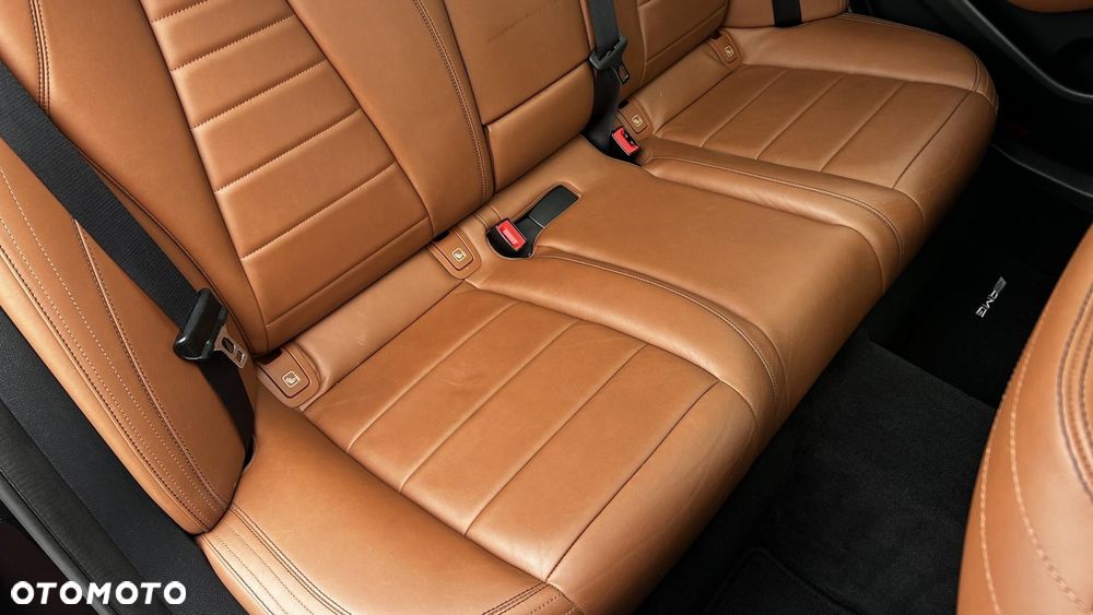 Mercedes-Benz Klasa E 220 d 4Matic 9G-TRONIC AMG Line - 30