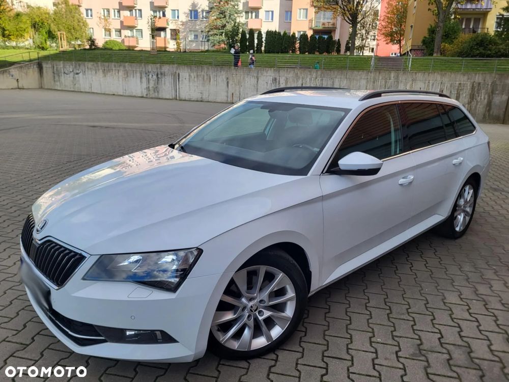 Skoda Superb 2.0 TDI Active DSG - 12