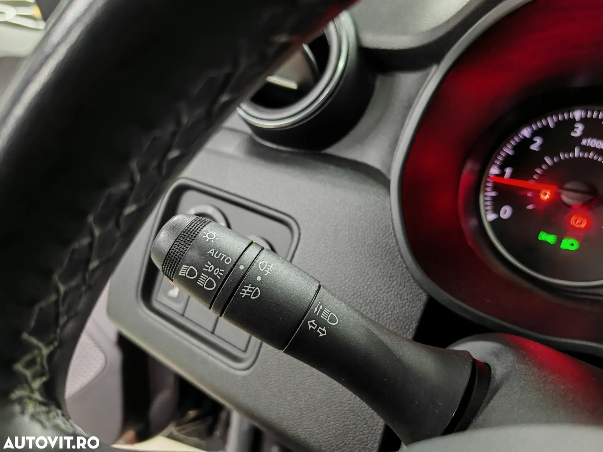 Dacia Duster SCe 115 2WD Prestige - 20