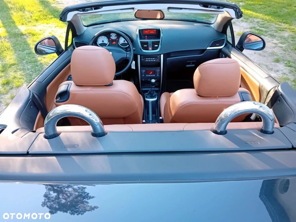 Peugeot 207 155 THP Platinum - 17