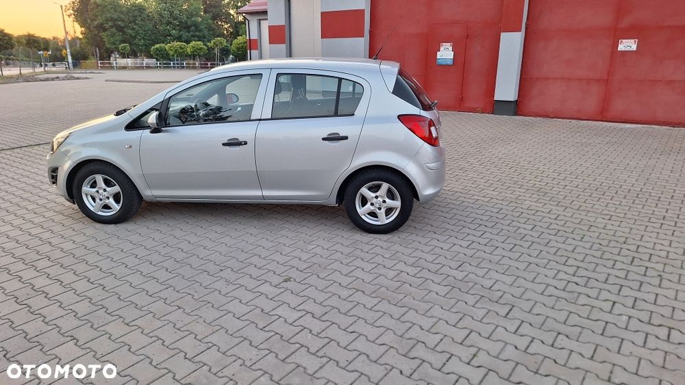 Opel Corsa - 6
