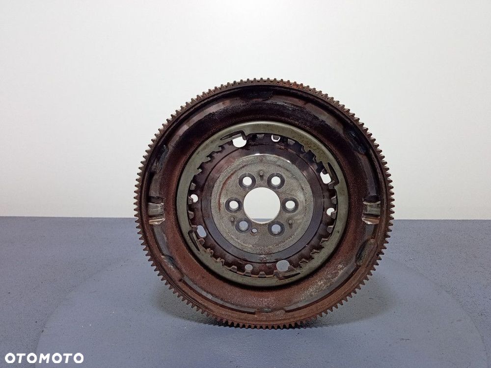 OCTAVIA III 1.6 TDI 105 KM KOŁO ZAMACHOWE - 1