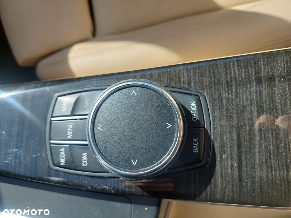 BMW Seria 3 - 23
