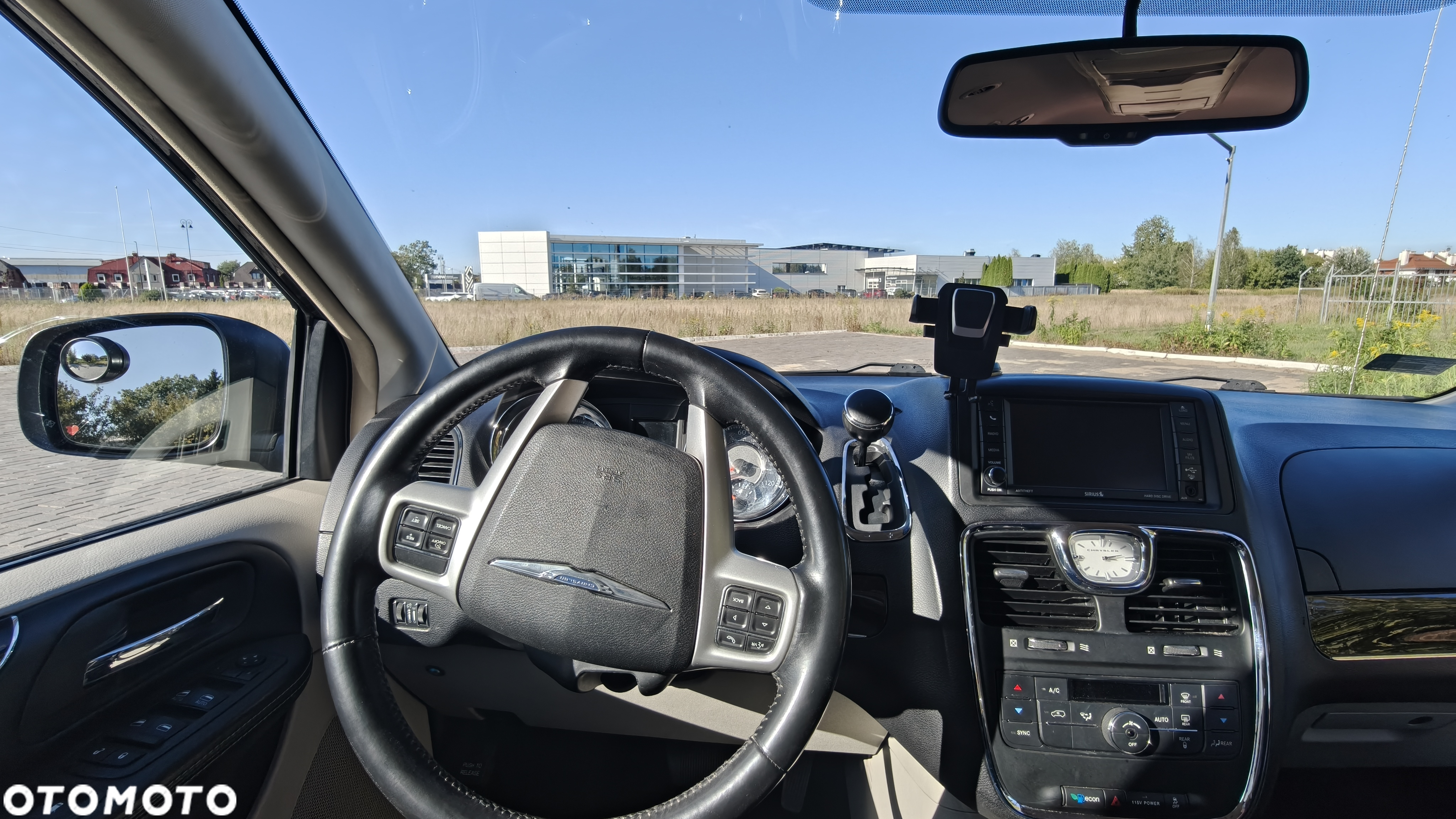 Chrysler Town & Country 3.6 Touring - 19