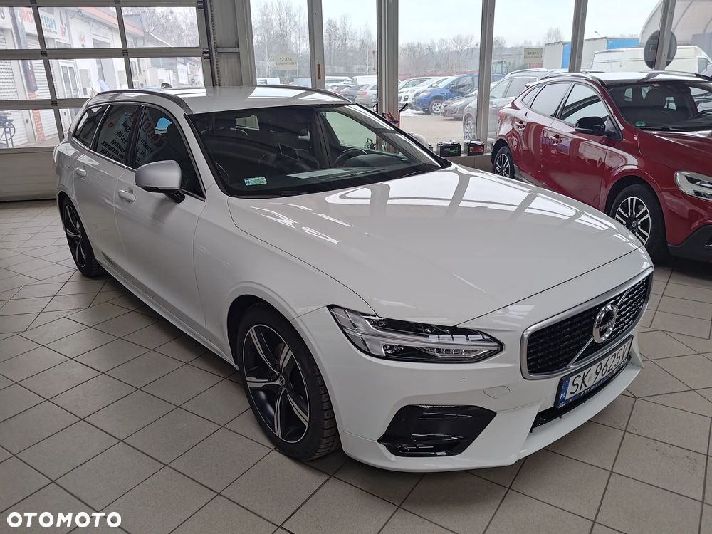 Volvo V90 D4 R-Design - 2