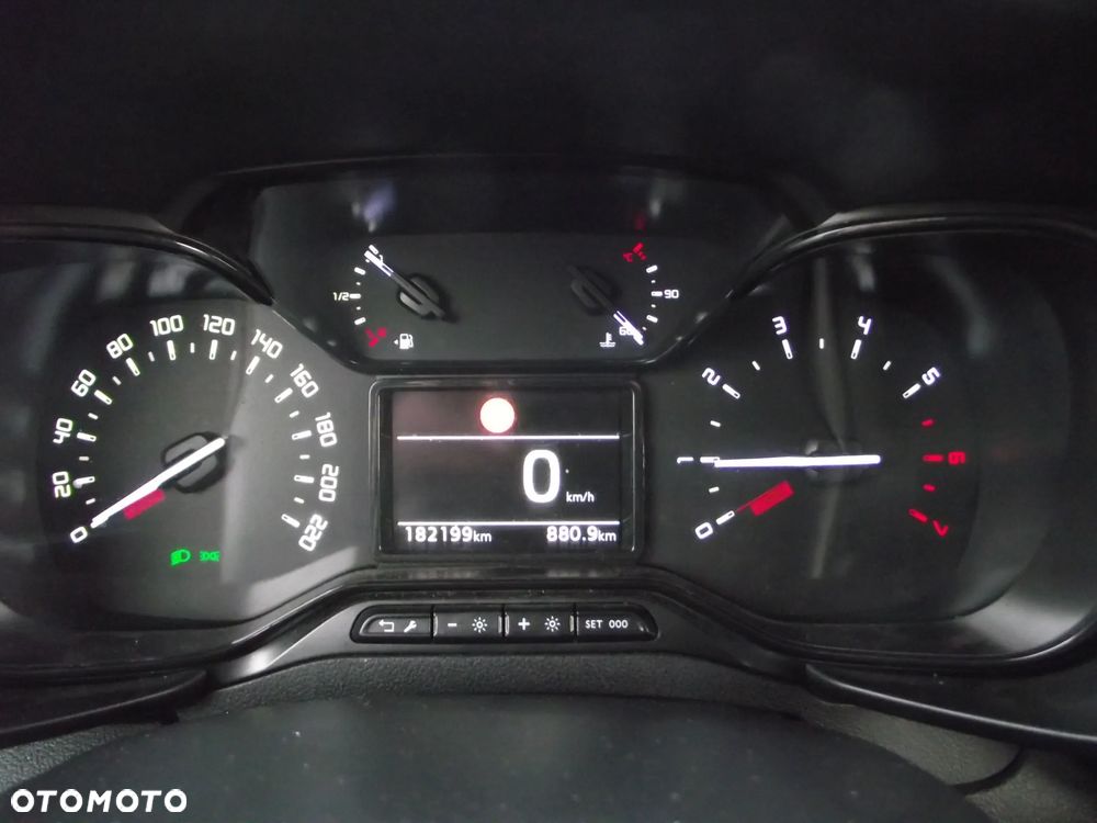 Toyota Proace City Verso Long 1.5 D-4D Business - 25