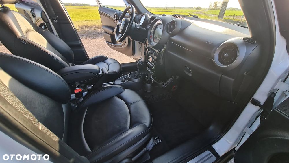 MINI Countryman - 24