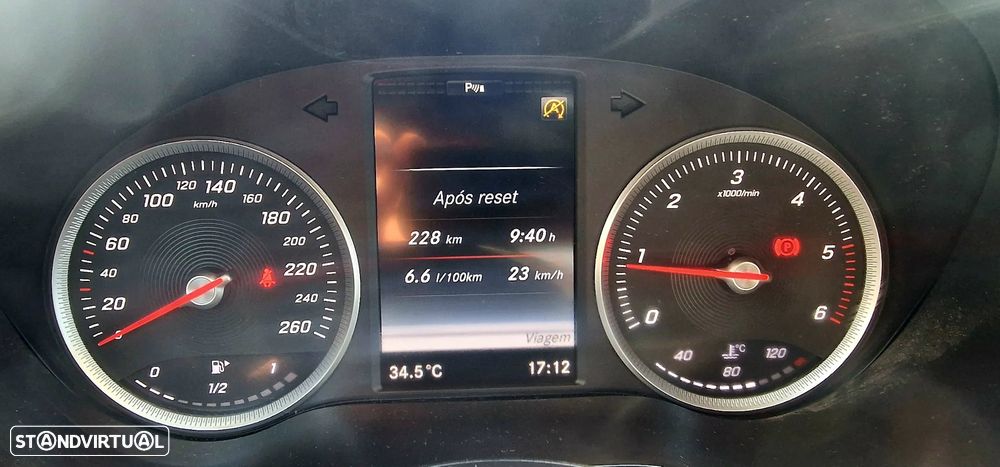 Mercedes-Benz C 180 BlueTEC Exclusive - 30